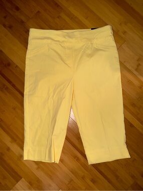 Alfred Dunner Yellow Stretch Knit Bermuda Shorts